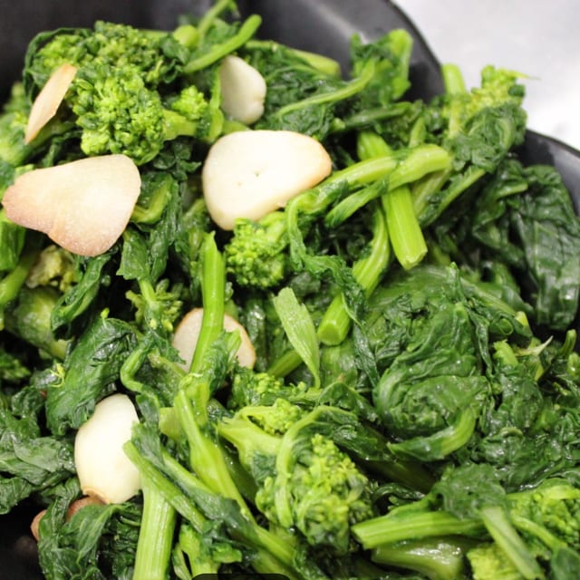 Broccoli Rabe Side (Internal: Broccoli Rabe Side).